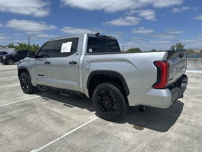 2022 Toyota Tundra 4WD SR5