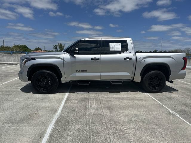 2022 Toyota Tundra 4WD SR5