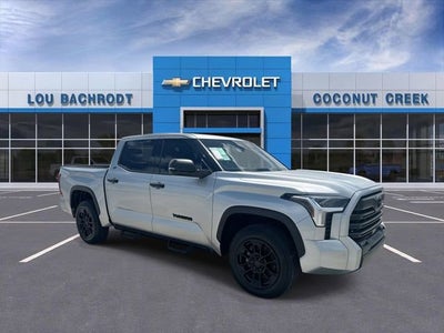 2022 Toyota Tundra 4WD SR5