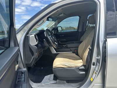 2022 Toyota Tundra 4WD SR5