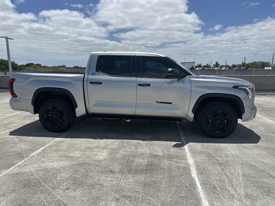 2022 Toyota Tundra 4WD SR5