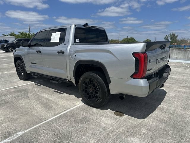 2022 Toyota Tundra 4WD SR5
