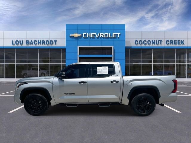 2022 Toyota Tundra 4WD SR5