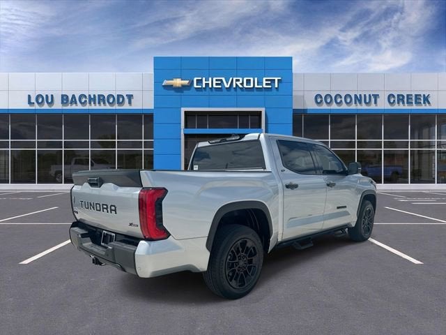 2022 Toyota Tundra 4WD SR5