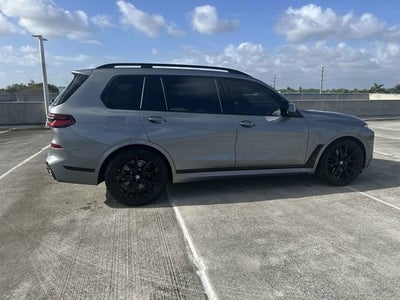 2024 BMW X7 xDrive40i