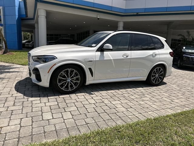 2022 BMW X5 xDrive45e