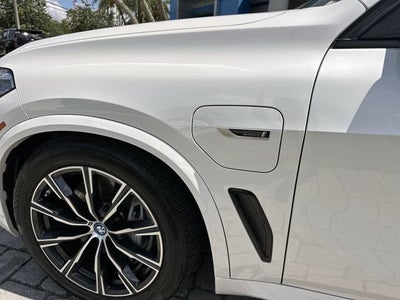 2022 BMW X5 xDrive45e