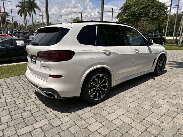 2022 BMW X5 xDrive45e