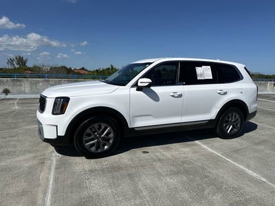 2024 Kia Telluride LX