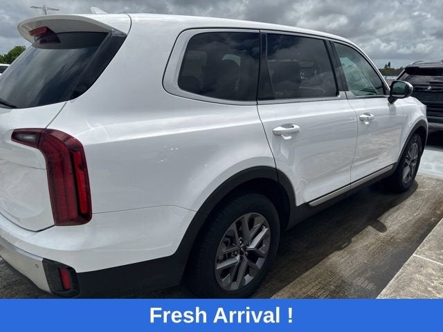 2024 Kia Telluride LX