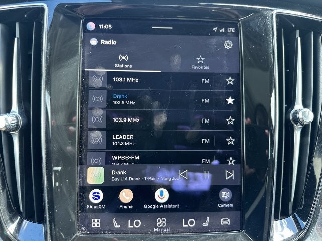 2024 Volvo S60 Plus Dark Theme