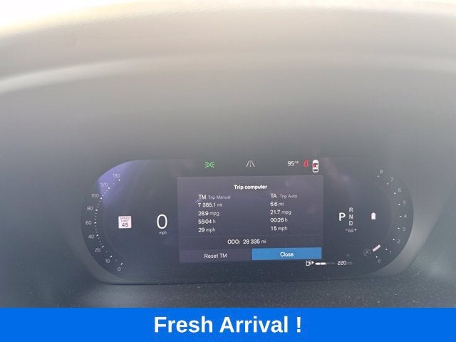 2024 Volvo S60 Plus Dark Theme