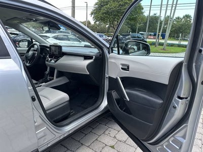2023 Toyota Corolla Cross LE