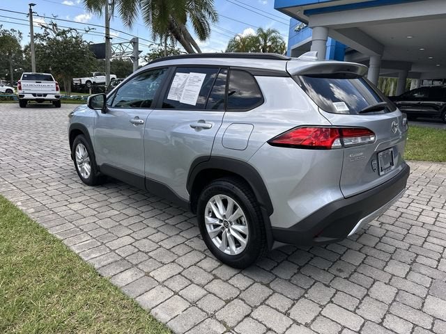 2023 Toyota Corolla Cross LE