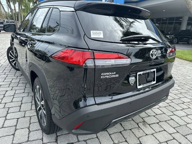 2025 Toyota Corolla Cross XLE