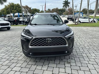 2025 Toyota Corolla Cross XLE