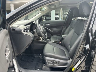 2025 Toyota Corolla Cross XLE