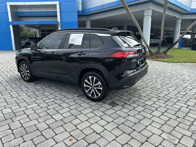 2025 Toyota Corolla Cross XLE