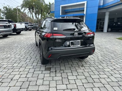 2025 Toyota Corolla Cross XLE