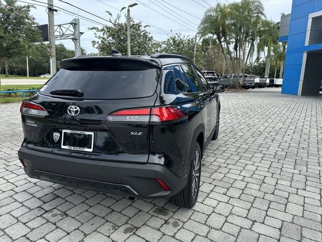 2025 Toyota Corolla Cross XLE