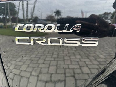 2025 Toyota Corolla Cross XLE