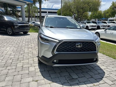 2023 Toyota Corolla Cross XLE