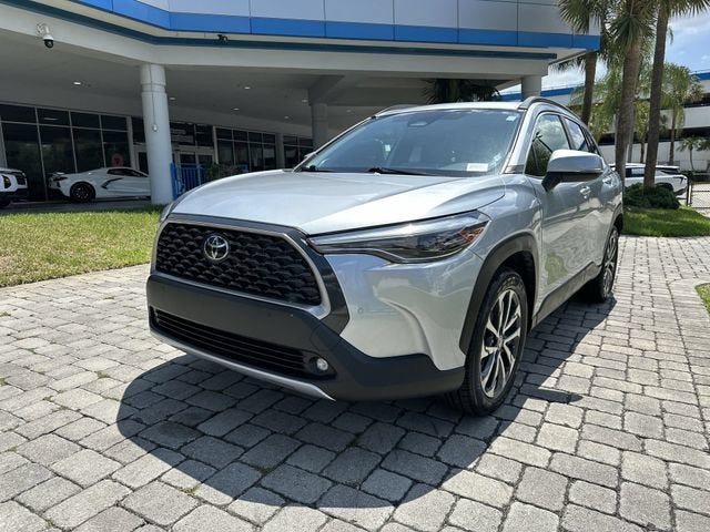2023 Toyota Corolla Cross XLE