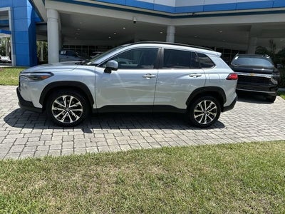 2023 Toyota Corolla Cross XLE