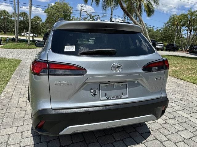 2023 Toyota Corolla Cross XLE
