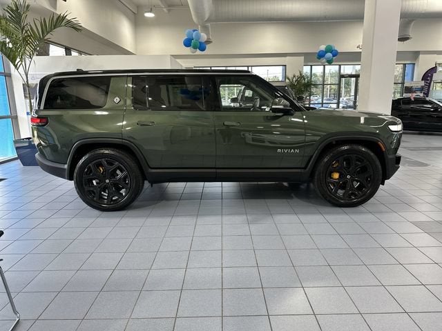 2023 RIVIAN R1S Adventure