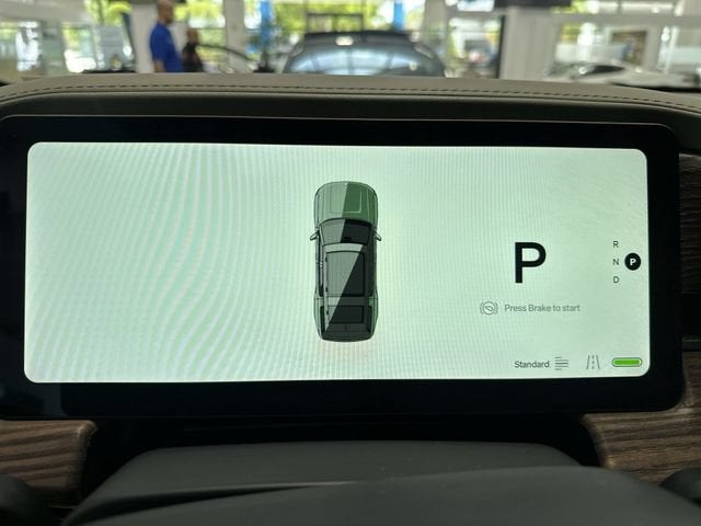 2023 RIVIAN R1S Adventure