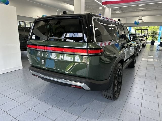 2023 RIVIAN R1S Adventure