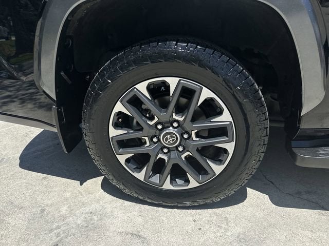 2024 Toyota Sequoia SR5