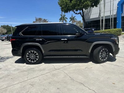 2024 Toyota Sequoia SR5