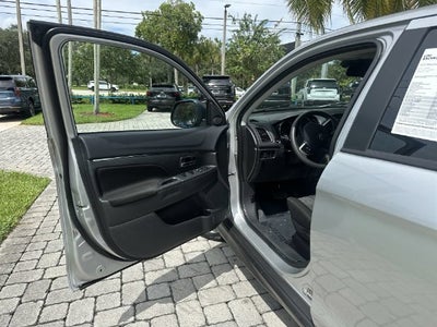 2025 Mitsubishi Outlander Sport S