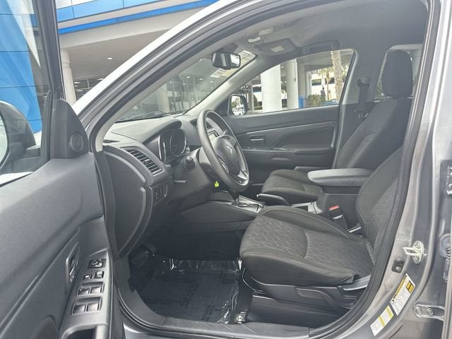 2023 Mitsubishi Outlander Sport ES