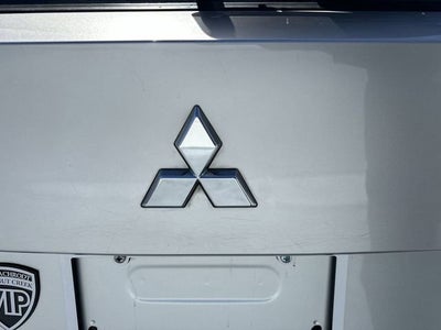 2024 Mitsubishi Outlander ES