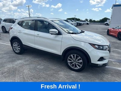 2022 Nissan Rogue Sport SV
