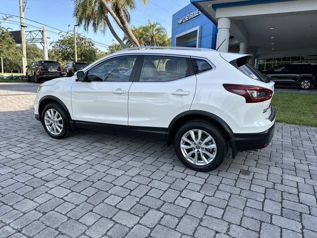 2022 Nissan Rogue Sport SV