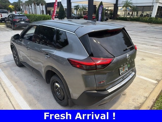 2021 Nissan Rogue SV