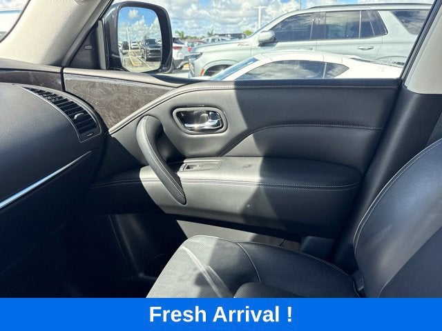 2022 INFINITI QX80 LUXE