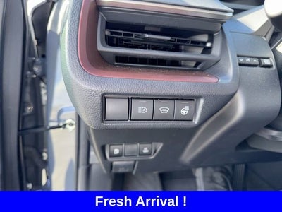 2025 Toyota Prius Plug-In Hybrid SE