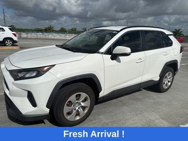 2019 Toyota RAV4 LE