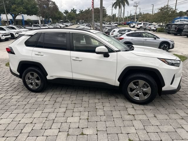 2023 Toyota RAV4 Hybrid XLE