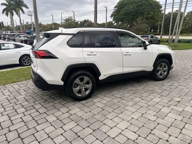 2023 Toyota RAV4 Hybrid XLE
