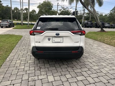 2023 Toyota RAV4 Hybrid XLE