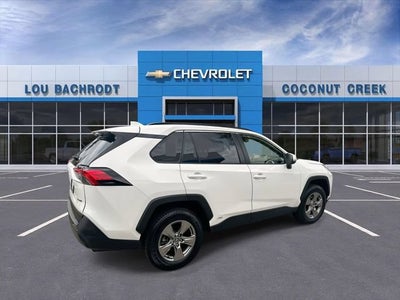 2023 Toyota RAV4 Hybrid XLE
