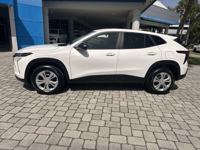 2025 Chevrolet Trax LS