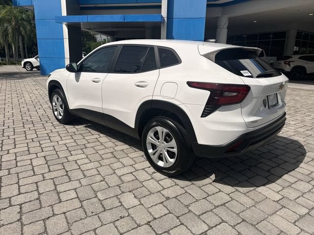2025 Chevrolet Trax LS
