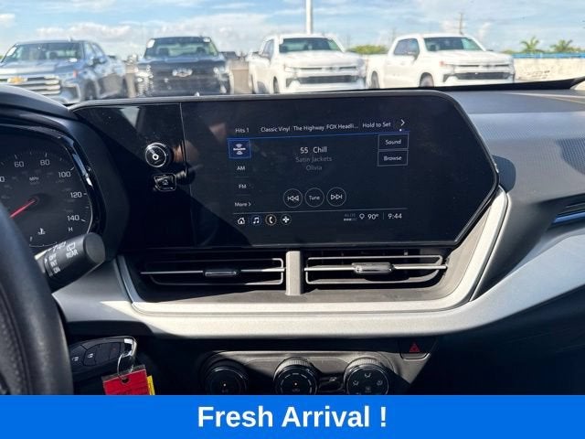 2025 Chevrolet Trax LS